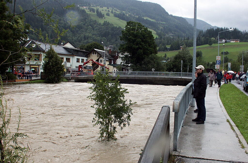 Inondations Dévastatrices au Tyrol : Analyse et Solutions pour Prévenir les Catastrophes Futures